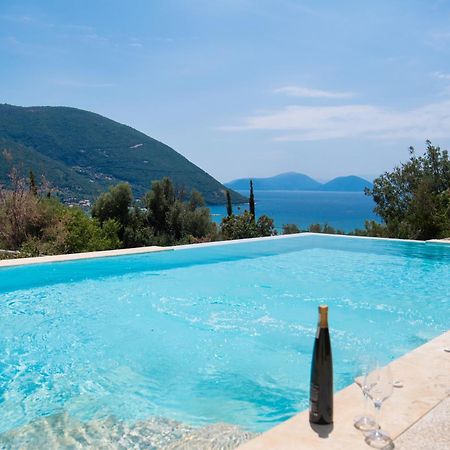 Calionas Suites Vaszilikí Kültér fotó